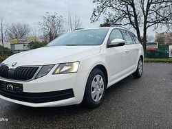 Weiß Gebraucht 2019 Skoda Octavia Active Kombi | 5.300 € (Fairer Preis)