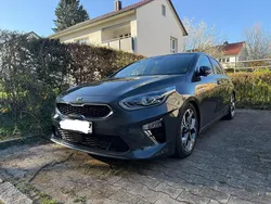 Grau Gebraucht 2019 Kia Ceed Platinum Edition Limousine | 17.999 € (Teuer)