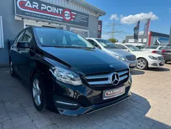 Schwarz Gebraucht 2015 Mercedes B180 Van / Kleinbus | 15.750 € (Fairer Preis)