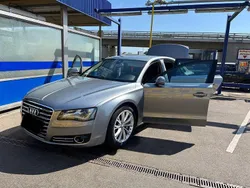 Grau Gebraucht 2012 Audi A8 Ambiente Limousine | 15.700 € (Fairer Preis)