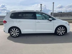 Weiß Gebraucht 2019 VW Touran Van / Kleinbus | 21.000 € (Etwas zu teuer)