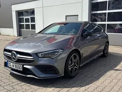 Grau Gebraucht 2019 Mercedes CLA35 AMG Shooting Brake AMG Kombi | 31.000 € (Guter Preis)