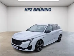 Weiß Gebraucht 2024 Peugeot 308 GT Kombi | 25.480 € (Superpreis)