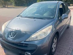 Grau Gebraucht 2008 Peugeot 207 Kleinwagen | 950 €
