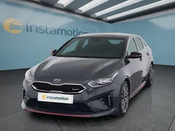 Grau Gebraucht 2021 Kia ProCeed GT Kleinwagen | 27.299 € (Fairer Preis)