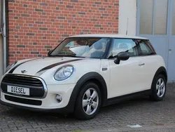 Beige Gebraucht 2015 Mini One D Pepper Kleinwagen | 10.800 € (Fairer Preis)