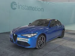 Blau Gebraucht 2022 Alfa Romeo Giulia Limousine | 37.399 € (Teuer)