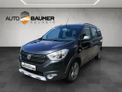 Grau Gebraucht 2019 Dacia Lodgy Stepway Van / Kleinbus | 10.950 € (Fairer Preis)