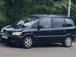 Schwarz Gebraucht 2002 Opel Zafira Van / Kleinbus | 799 € (Superpreis)