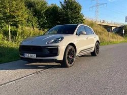 Grau Gebraucht 2023 Porsche Macan GTS SUV | 94.900 € (Guter Preis)