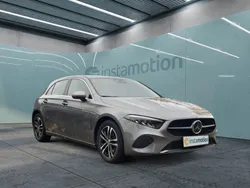 Grau Gebraucht 2023 Mercedes A180 Progressive Limousine | 30.120 € (Fairer Preis)