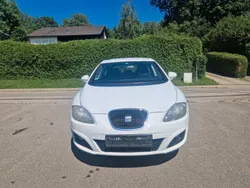 Weiß Gebraucht 2011 Seat Leon Reference Limousine | 2.999 € (Fairer Preis)