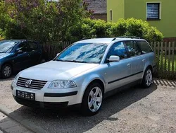 Silber Gebraucht 2003 VW Passat Kombi | 3.199 €