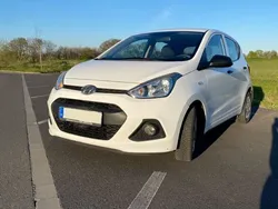 Weiß Gebraucht 2015 Hyundai i10 Classic Kleinwagen | 2.800 € (Guter Preis)