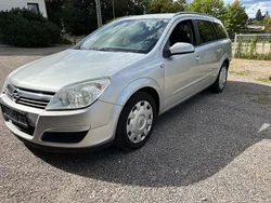 Silber Gebraucht 2005 Opel Astra Limousine | 1.750 € (Guter Preis)