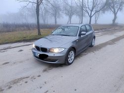 Grau Gebraucht 2010 BMW 120 Sport Line Kleinwagen | 3.500 € (Superpreis)