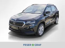 Blackmagicperleffekt Gebraucht 2024 Skoda Karoq Selection SUV | 29.940 € (Guter Preis)