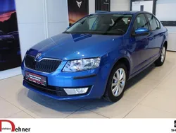 Blau Gebraucht 2014 Skoda Octavia Ambition Limousine | 12.980 € (Teuer)