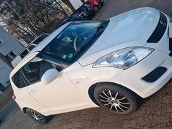 Weiß Gebraucht 2011 Suzuki Swift Kleinwagen | 3.900 €