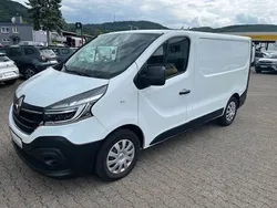 Weiß Gebraucht 2021 Renault Trafic Komfort Van | 23.950 € (Fairer Preis)
