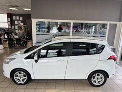 Weiß Gebraucht 2018 Ford B-MAX Trend Van / Kleinbus | 9.990 € (Fairer Preis)