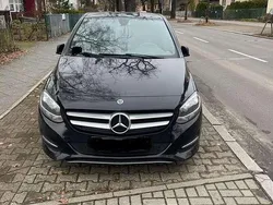 Gebraucht 2018 Mercedes B200 Edition Van / Kleinbus | 8.200 € (Superpreis)