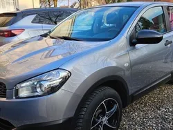Grau Gebraucht 2011 Nissan Qashqai Visia SUV | 7.300 € (Fairer Preis)