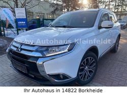 Weiß Gebraucht 2017 Mitsubishi Outlander Plus SUV | 9.790 € (Guter Preis)