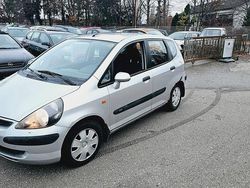 Silber Gebraucht 2002 Honda Jazz LS Kleinwagen | 1.599 € (Superpreis)