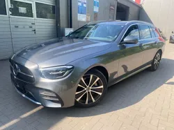 Grau Gebraucht 2022 Mercedes E300 AMG line Kombi | 27.600 € (Superpreis)