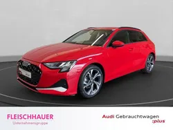 Rot Gebraucht 2024 Audi A3 Sportback Advanced Limousine | 35.480 € (Fairer Preis)