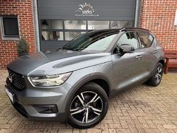 Grau Gebraucht 2018 Volvo XC40 R-Design SUV | 17.950 €