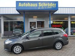 Grau Gebraucht 2017 Ford Focus Trend Limousine | 8.990 € (Fairer Preis)