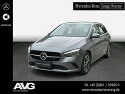 Lack mountaingrau Gebraucht 2024 Mercedes B220 Advanced Van / Kleinbus | 29.990 € (Superpreis)