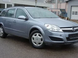 Silber Gebraucht 2005 Opel Astra Edition Kombi | 1.600 € (Fairer Preis)
