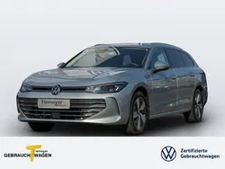 Oyster silver metallic Gebraucht 2024 VW Passat Business Kombi | 38.690 €