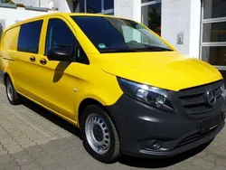 Ginstergelb Gebraucht 2021 Mercedes Vito Van / Kleinbus | 20.890 € (Superpreis)
