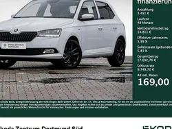 Weiß Gebraucht 2021 Skoda Fabia Best of Limousine | 18.302 € (Fairer Preis)
