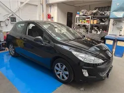 Schwarz Gebraucht 2008 Peugeot 2008 SUV | 5.000 €