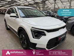 Weiß Gebraucht 2023 Kia e-Niro Inspiration SUV | 28.660 € (Fairer Preis)