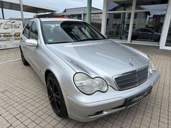 Silber Gebraucht 2002 Mercedes C180 Classic Limousine | 3.990 € (Teuer)