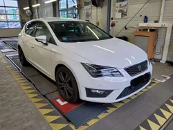 "candy" weiss Gebraucht 2015 Seat Leon FR Kleinwagen | 12.447 € (Fairer Preis)
