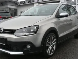 Beige Gebraucht 2011 VW Polo Cross Kleinwagen | 10.998 € (Fairer Preis)