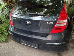 Schwarz Gebraucht 2010 Hyundai i30 Kleinwagen | 1.999 € (Fairer Preis)