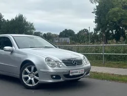 Silber Gebraucht 2005 Mercedes C160 Coupé | 5.399 € (Fairer Preis)