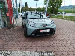 Beige Neu 2025 Toyota Aygo Kleinwagen | 18.990 €