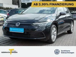 Schwarz Gebraucht 2022 VW Golf VIII Life Limousine | 21.530 € (Fairer Preis)
