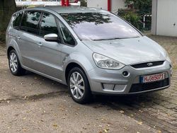 Silber Gebraucht 2007 Ford S-MAX Trend Van / Kleinbus | 2.699 € (Guter Preis)