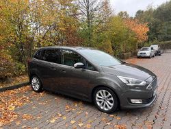 Grau Gebraucht 2016 Ford Grand C-Max Van / Kleinbus | 9.500 € (Guter Preis)