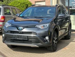 Grau Gebraucht 2018 Toyota RAV4 Style SUV | 24.490 € (Fairer Preis)